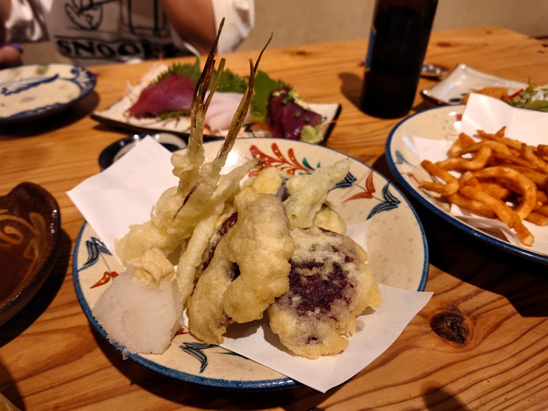 島唄居酒屋 喜山の料理。宮古島(沖縄)の料理の種類が多く使いやすい。